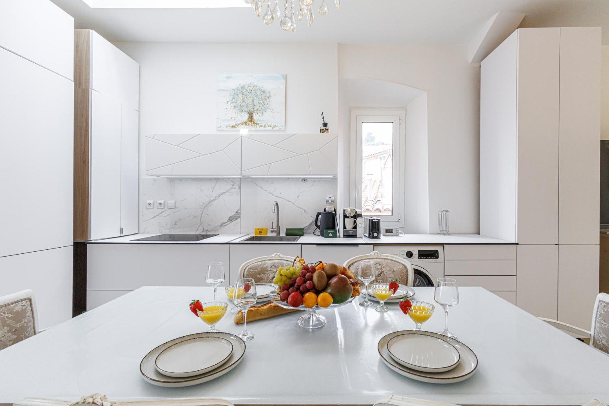Sicardi - Elegant In Old Town Appartement *
